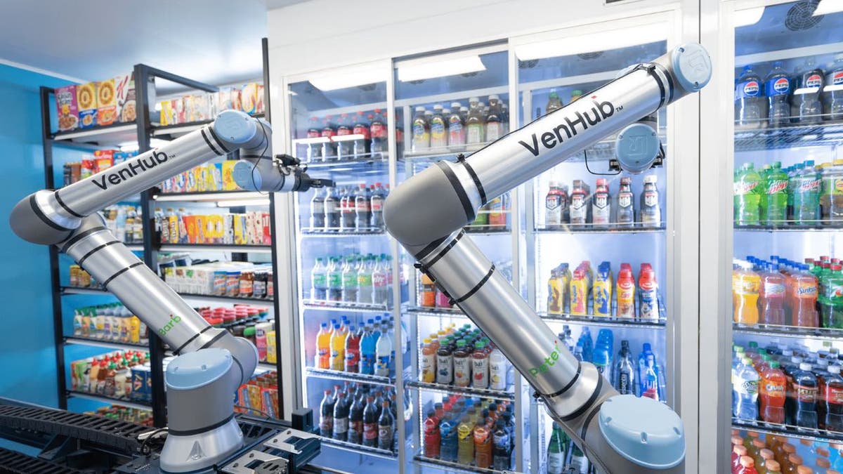 A completely autonomous smart shop with AI feed.